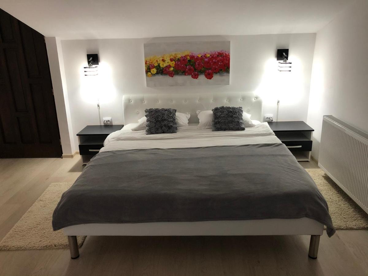 Toni Room سيفِسوارا المظهر الخارجي الصورة